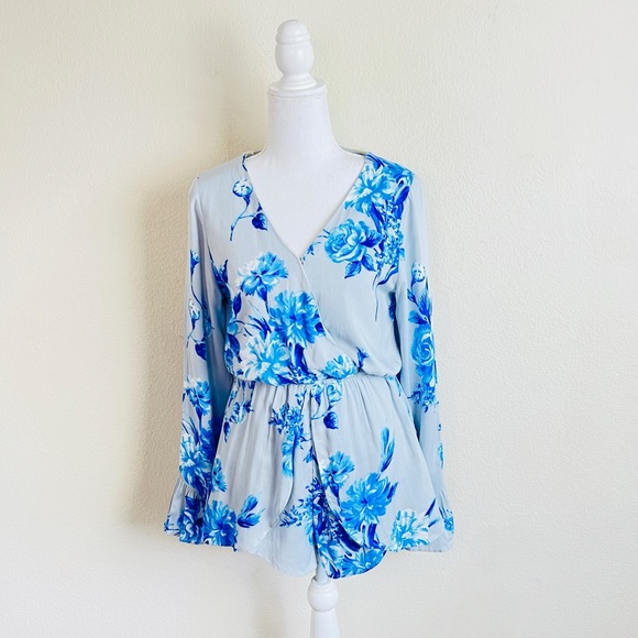 Altar'd State Pants - Altar’d State Grey & Blue Floral Surplice Layered Boho Romper